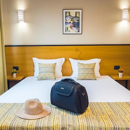 Hotell Albatros New Town 3*