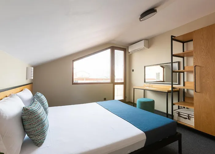 Albatros New Town 3* Sozopol