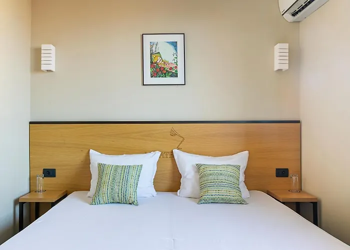 Albatros New Town 3*