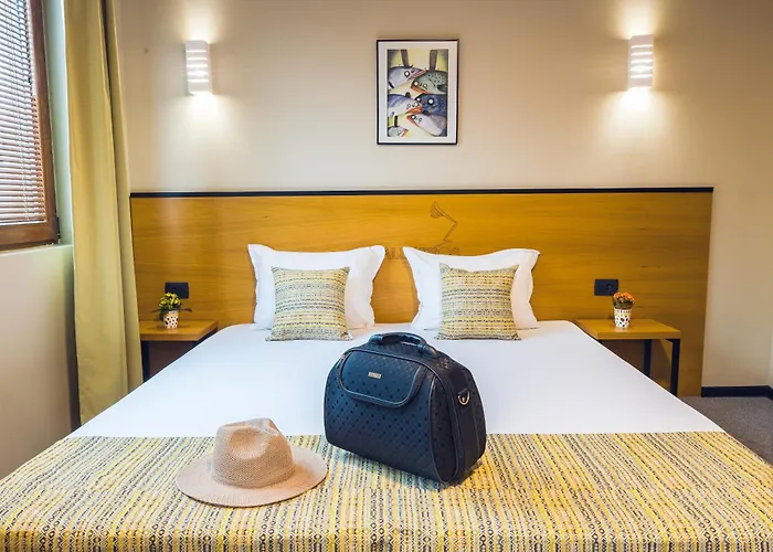 Hotell Albatros New Town 3*