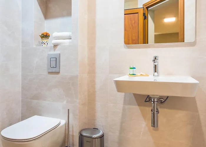 Hotell Albatros New Town 3*