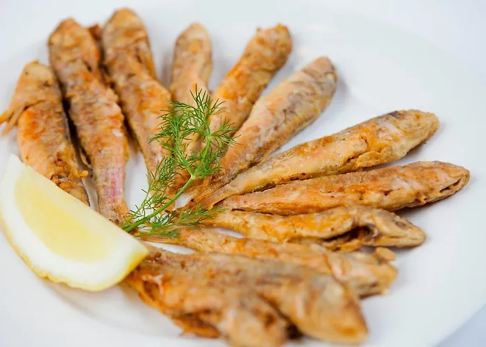 Albatros New Town 3*