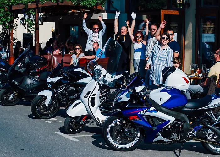 Albatros New Town Hotell 3*