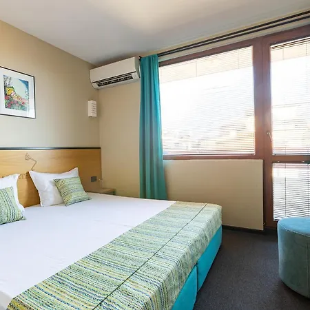 Hotel Albatros New Town 3*