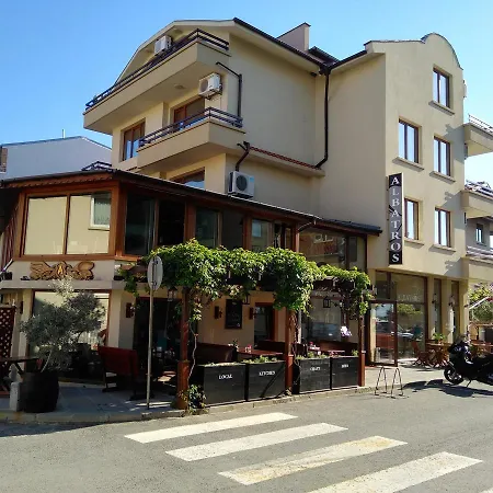 Hotell Albatros New Town 3*