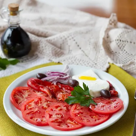 Hotel Albatros New Town 3*