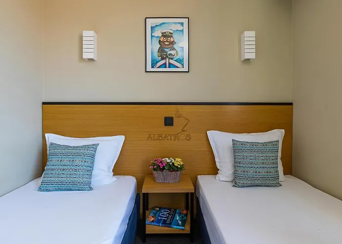 Hotell Albatros New Town 3*