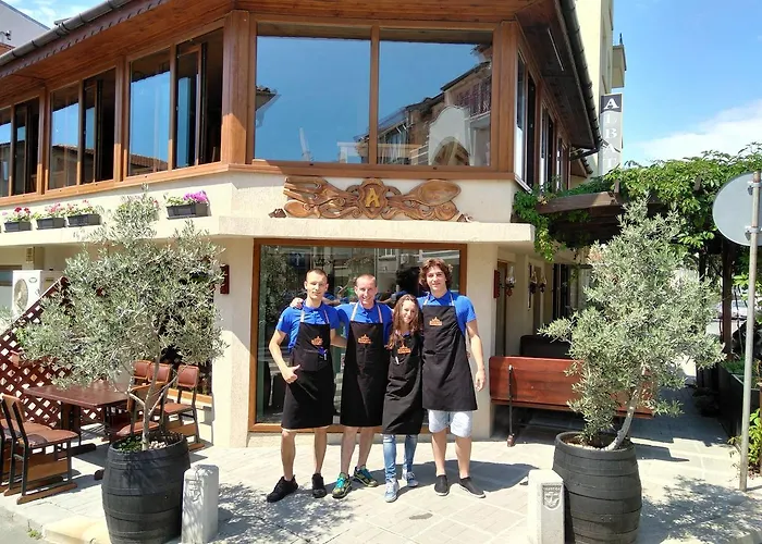 Hotell Albatros New Town 3*